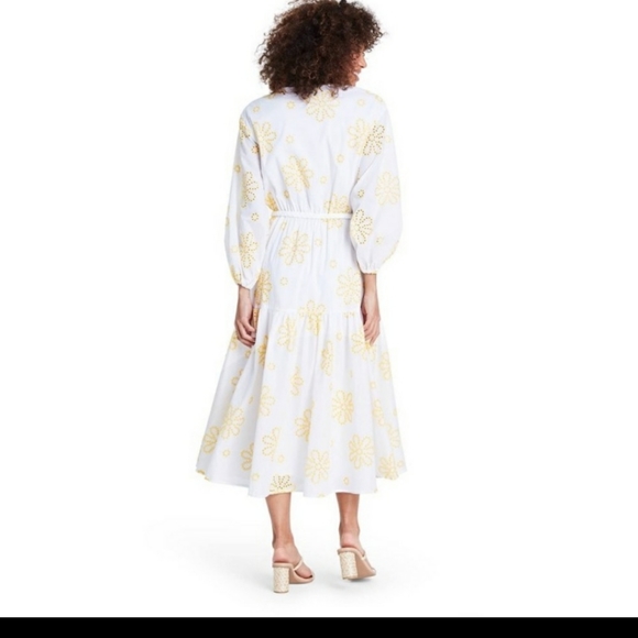 Alexis yellow floral embroiderd dress 1x - Picture 2 of 14